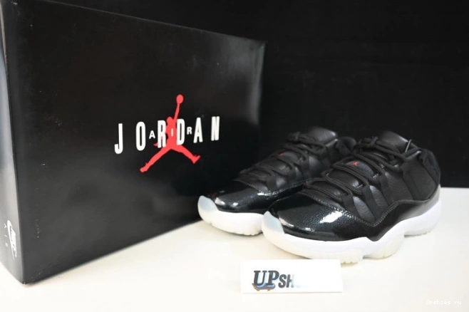 AV2187 001 JORDAN RETRO AIR LOW BLACK-WHITE 11 0711